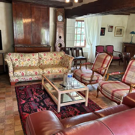 La Maillardiere - Avec Piscine