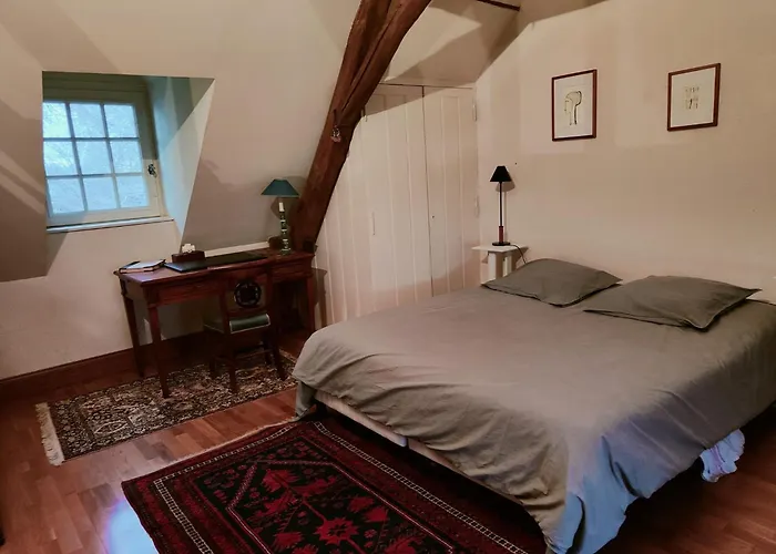 La Maillardiere - Avec Piscine